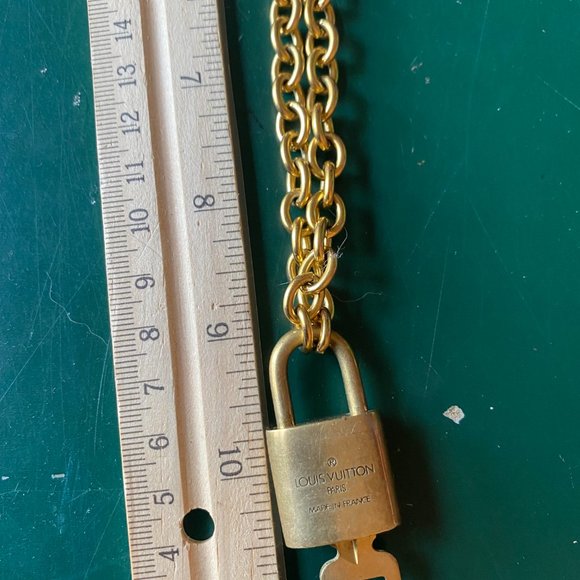Louis Vuitton Gold Padlock & Key with Second-hand Necklace - Picture 7 of 7